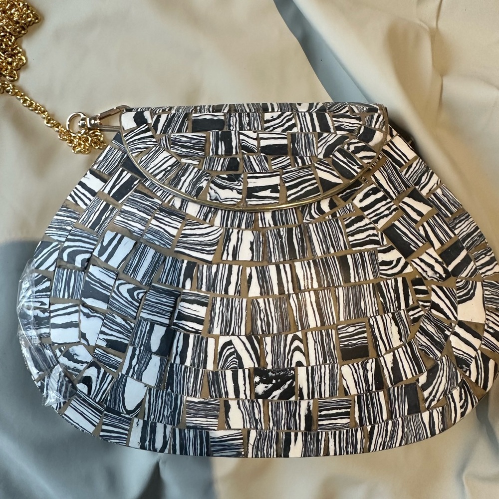 Ramallah Handmade Hardshell Purse